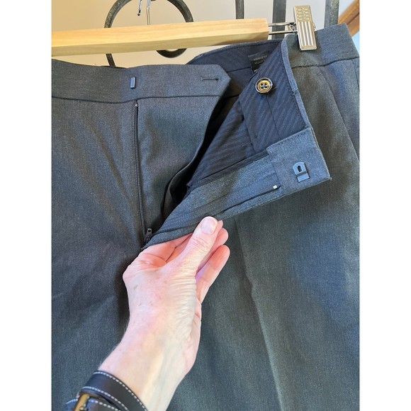 Men’s express producer dress pants - Picture 3 of 6